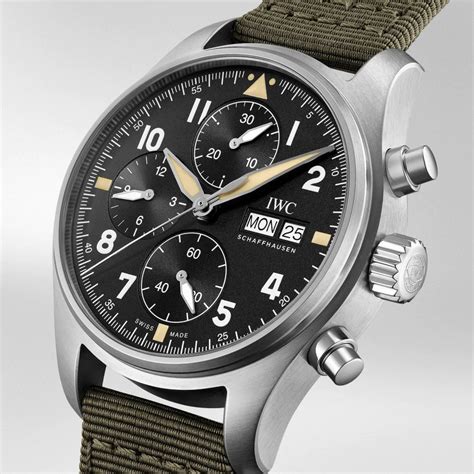 Prezzi per IWC Pilot Spitfire Chronograph 